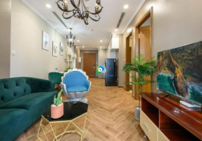 service luxury Apartment in Vinhomes Landmark zone
